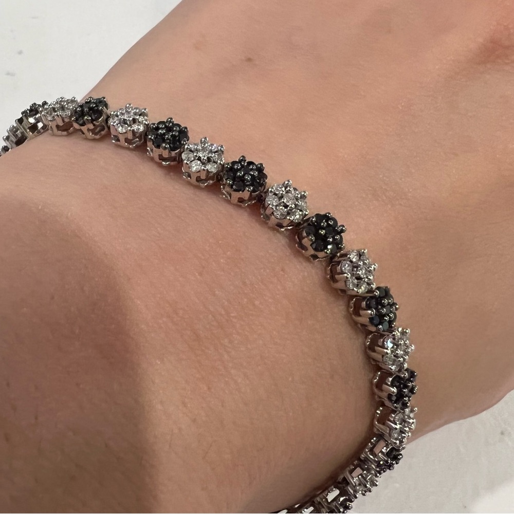 14K White Gold Bracelet Black & White Diamonds